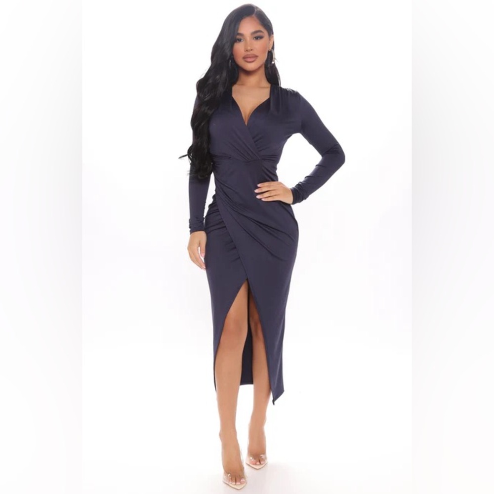 Fashion Nova “All Eyes on Me” Ruched Midi Dress | Size Large | NWT